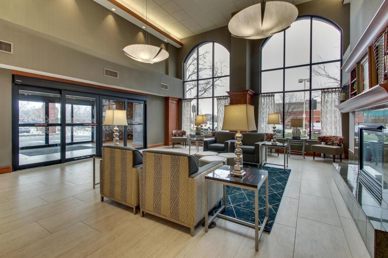 Hampton Inn Indianapolis/Кармел Екстериор снимка